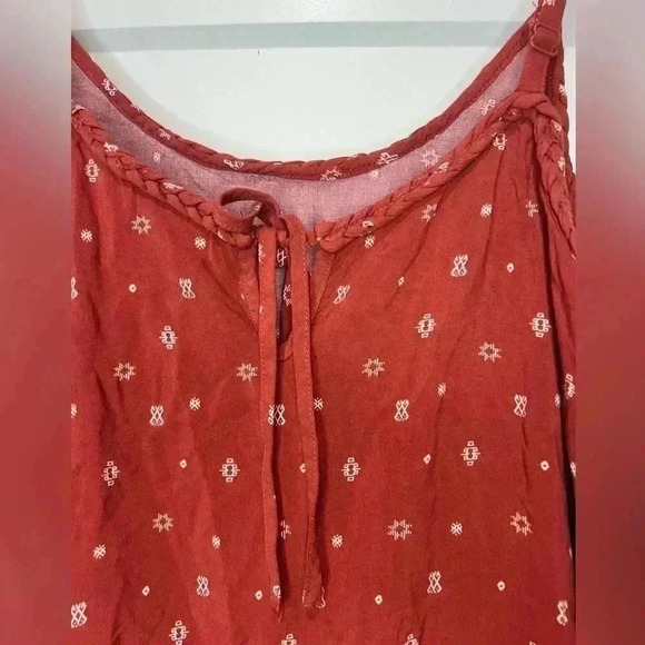 TORRID CHALLIS BRAIDED SLEEVELESS TANK SIZE 0 - Picture 4 of 7